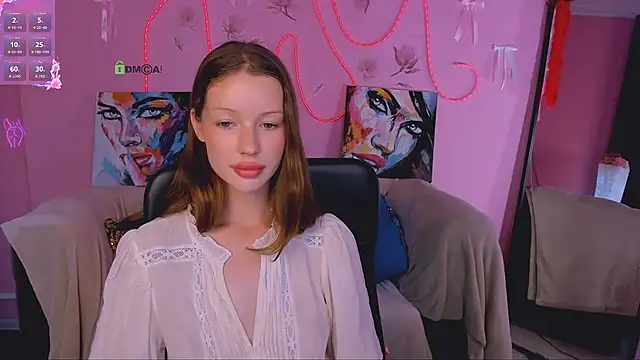 Snapshot of khloebeauty chatting on June 28, 2026, 12:44 pm khloebeauty online show from June 28, 2026, 12:44 pm