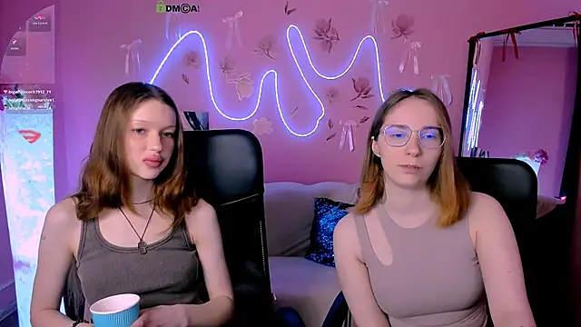 khloebeauty online show from April 19, 2026, 7:16 pm