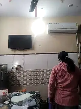 meenu bhabhi547 online show from January 16, 2026, 3:10 am