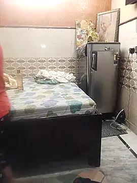 meenu bhabhi547 online show from April 28, 2026, 2:10 am