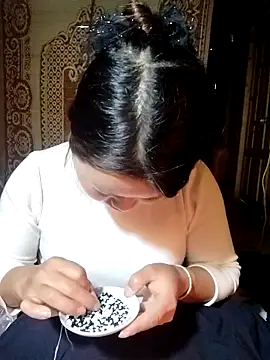 lusy-000 online show from December 5, 2025, 1:38 am