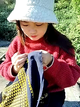 lusy-000 online show from November 26, 2025, 2:00 am