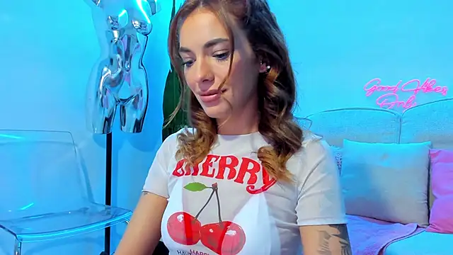 JessicaSky  online show from April 25, 2026, 8:28 pm