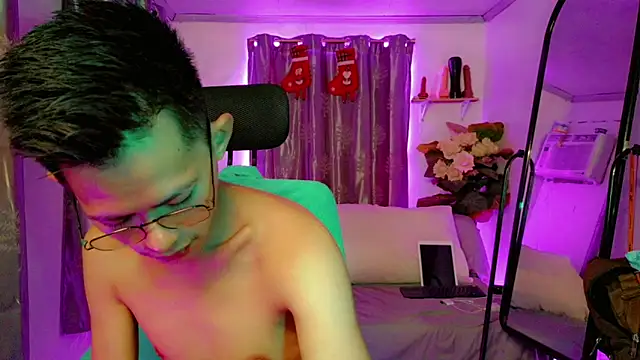 Skinny CumLoader69 online show from December 5, 2025, 8:46 am