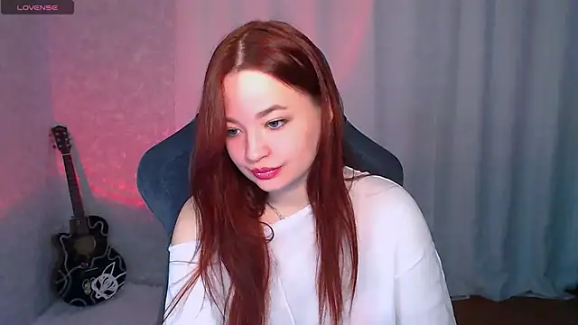 Molly  Mur online show from September 29, 2025, 3:35 am