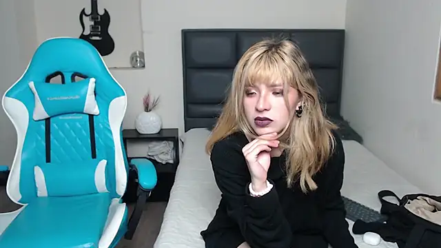 Amnesia  online show from October 27, 2025, 1:01 pm