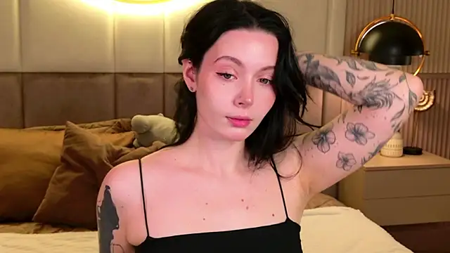 Snapshot of Goldy_Stark chatting on October 9, 2025, 9:04 pm Goldy Stark online show from October 9, 2025, 9:04 pm