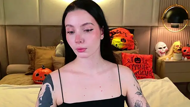 Snapshot of Goldy_Stark chatting on November 1, 2025, 8:36 pm Goldy Stark online show from November 1, 2025, 8:36 pm