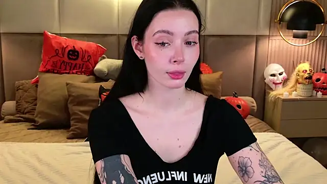 Snapshot of Goldy_Stark chatting on October 30, 2025, 8:50 pm Goldy Stark online show from October 30, 2025, 8:50 pm