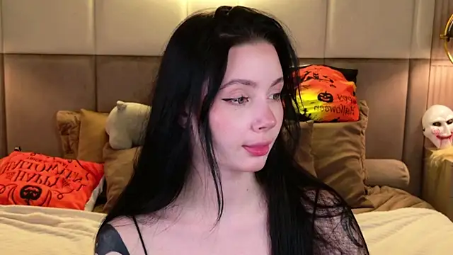 Snapshot of Goldy_Stark chatting on November 2, 2025, 8:36 pm Goldy Stark online show from November 2, 2025, 8:36 pm