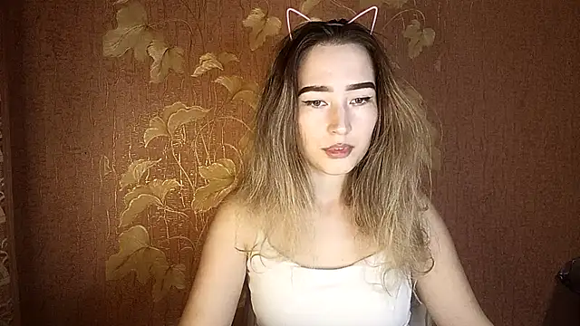 Awora Wolf online show from September 17, 2025, 5:15 pm