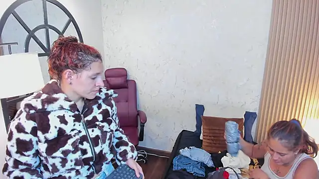 Snapshot of aliceandsia chatting on February 16, 2026, 7:23 pm aliceandsia online show from February 16, 2026, 7:23 pm