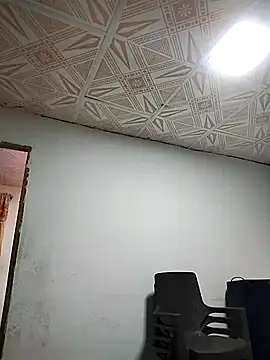 Naomi-Mature online show from October 8, 2025, 8:38 am