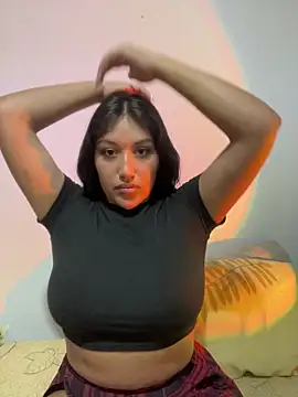 SharaRous online show from July 26, 2026, 2:07 am