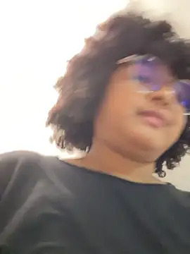 Rizos hot official online show from November 2, 2025, 5:40 pm