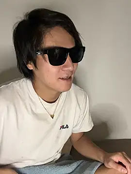 Snapshot of erokami36 chatting on November 6, 2025, 2:21 pm erokami36 online show from November 6, 2025, 2:21 pm