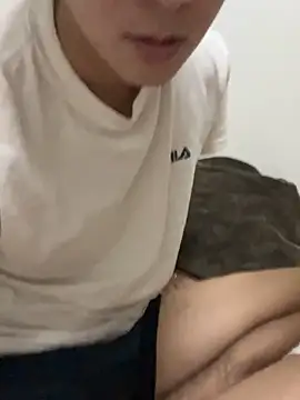 Snapshot of erokami36 chatting on November 10, 2025, 2:38 am erokami36 online show from November 10, 2025, 2:38 am