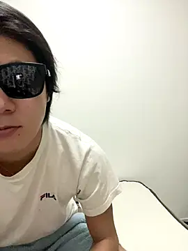 Snapshot of erokami36 chatting on November 9, 2025, 2:32 pm erokami36 online show from November 9, 2025, 2:32 pm