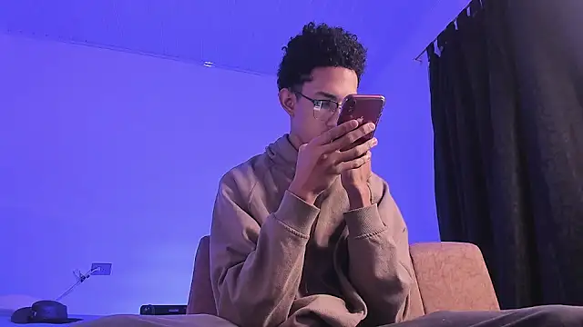 Cj davis  online show from October 20, 2025, 5:42 am