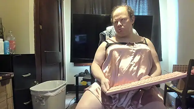 Snapshot of scottgunning2 chatting on September 24, 2025, 2:34 pm scottgunning2 online show from September 24, 2025, 2:34 pm