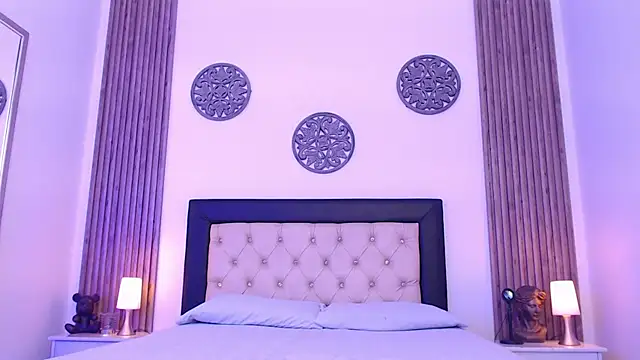 Red kytty6 online show from October 10, 2025, 7:47 pm