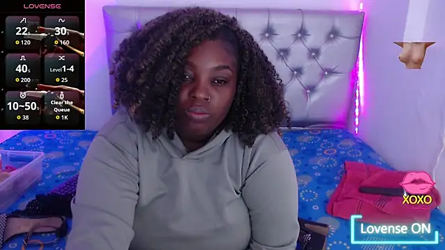 Snapshot of ebony_NeighborMoans chatting on October 8, 2025, 3:19 am ebony NeighborMoans online show from October 8, 2025, 3:19 am