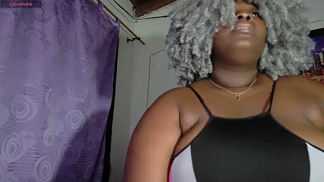 ebony NeighborMoans online show from May 5, 2026, 3:09 am