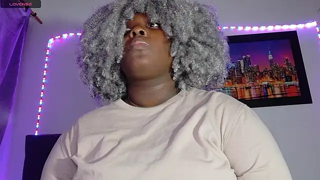 ebony NeighborMoans online show from April 25, 2026, 2:58 am