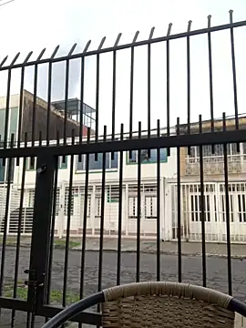 Snapshot of KloePink_ chatting on October 10, 2025, 11:00 am KloePink online show from October 10, 2025, 11:00 am