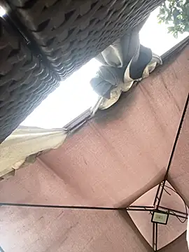 Snapshot of KloePink_ chatting on November 24, 2025, 12:27 pm KloePink online show from November 24, 2025, 12:27 pm