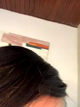 Snapshot of KloePink_ chatting on October 14, 2025, 12:50 pm KloePink online show from October 14, 2025, 12:50 pm