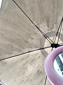 Snapshot of KloePink_ chatting on October 21, 2025, 12:26 pm KloePink online show from October 21, 2025, 12:26 pm