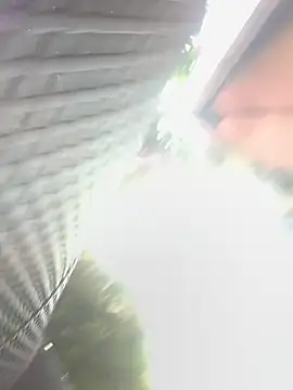 Snapshot of KloePink_ chatting on October 23, 2025, 1:43 pm KloePink online show from October 23, 2025, 1:43 pm