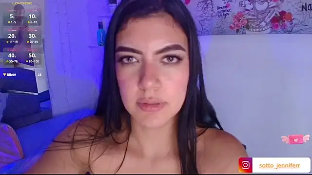 jennifer Scot online show from May 3, 2026, 1:58 pm