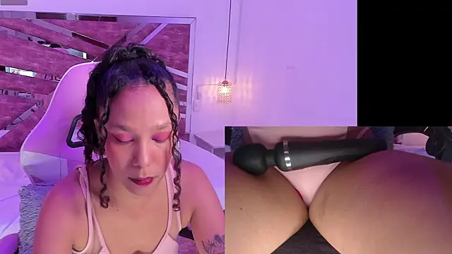 Snapshot of NovaLyn chatting on November 5, 2025, 4:15 am NovaLyn online show from November 5, 2025, 4:15 am