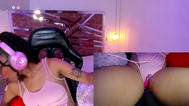 Snapshot of NovaLyn chatting on October 8, 2025, 4:36 am NovaLyn online show from October 8, 2025, 4:36 am