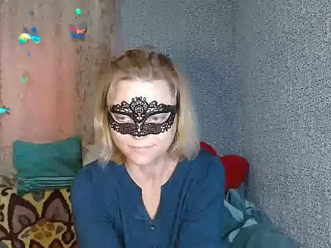 Miss Nona online show from September 22, 2025, 9:04 am
