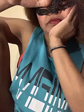 Snapshot of NeoleeLkr chatting on November 7, 2025, 11:26 am NeoleeLkr online show from November 7, 2025, 11:26 am