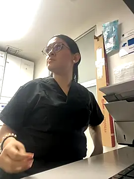 Snapshot of marianm29 chatting on November 28, 2025, 7:47 pm marianm29 online show from November 28, 2025, 7:47 pm