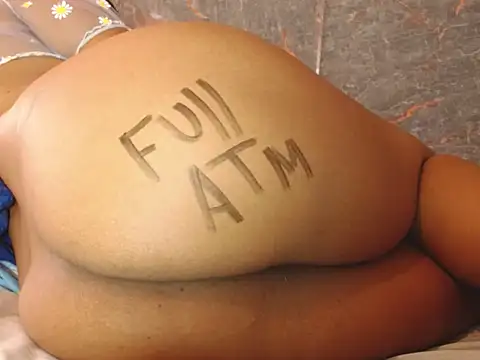 Snapshot of Messy-diana21 chatting on October 19, 2025, 6:43 pm Messy-diana21 online show from October 19, 2025, 6:43 pm