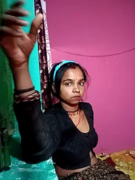 Snapshot of HotPiya439 chatting on October 9, 2025, 9:54 am HotPiya439 online show from October 9, 2025, 9:54 am