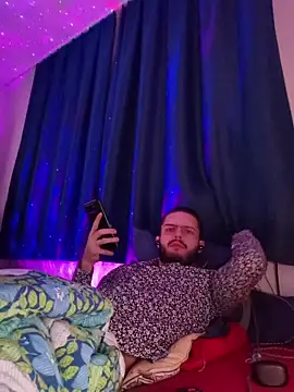 Snapshot of EyesNeverLies chatting on February 26, 2026, 8:53 pm EyesNeverLies online show from February 26, 2026, 8:53 pm