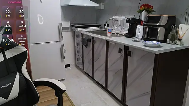 Snapshot of RyanStorm_ chatting on November 8, 2025, 3:15 pm RyanStorm online show from November 8, 2025, 3:15 pm