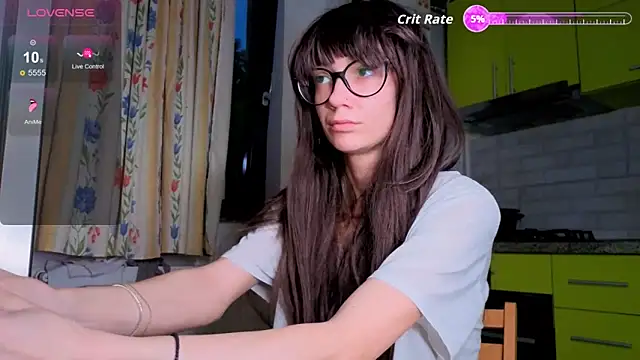 Snapshot of SkinnyMode chatting on May 30, 2026, 6:24 pm SkinnyMode online show from May 30, 2026, 6:24 pm