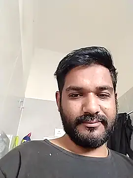 avi007p online show from November 6, 2025, 9:13 am