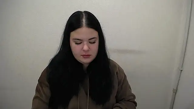  Trisha li online show from October 28, 2025, 12:37 pm