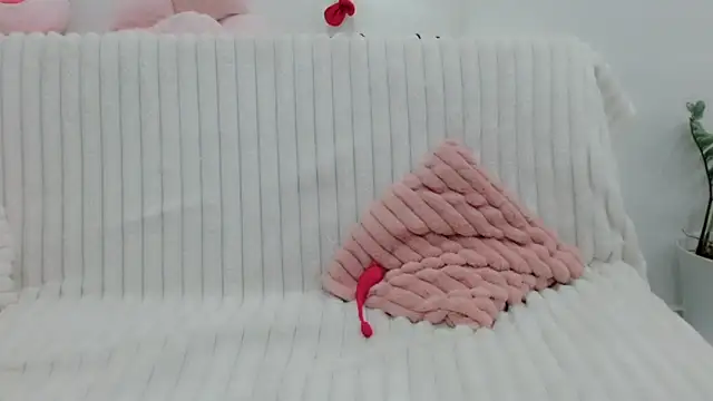 Snapshot of Emmahahaha17 chatting on November 21, 2025, 3:11 pm Emmahahaha17 online show from November 21, 2025, 3:11 pm