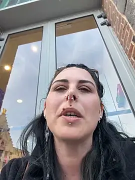 LadyNocturne online show from April 25, 2026, 1:41 pm