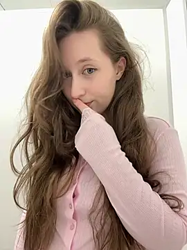 Snapshot of FroggyAnna chatting on August 1, 2026, 3:10 pm FroggyAnna online show from August 1, 2026, 3:10 pm