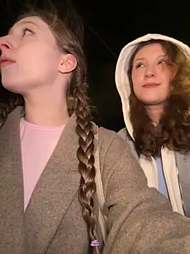 FroggyAnna online show from October 11, 2025, 5:03 pm